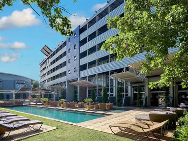 Protea Hotel O.R. Tambo Airport zwembad