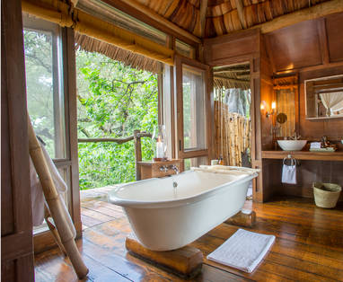 Bad in badkamer Tree Lodge 