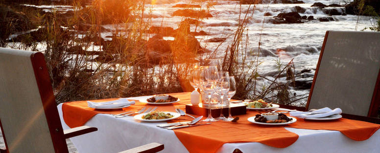 dineren bij popa watervallen bij Divava resort & spa in Namibië