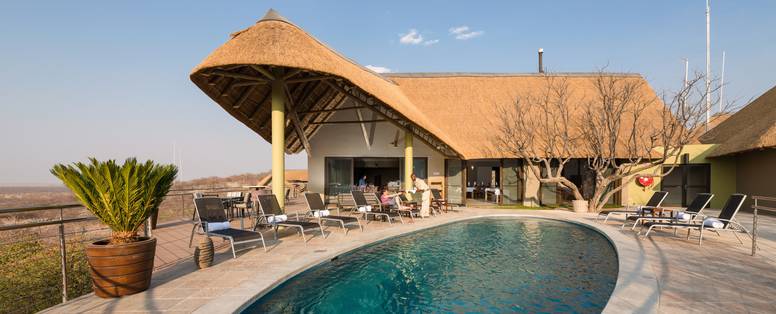 Zwembad bij Safarihoek in Namibië