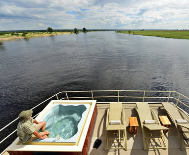 Plunge pool bij chobe princess