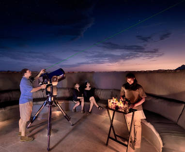 sterrenkijken bij Sossusvlei Desert lodge in Namibië