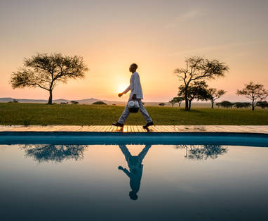 Singita Sabora Tented Camp zwembad met uitzicht