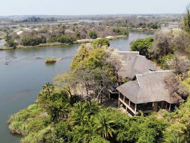 lodge aanzicht bij Divava resort & spa in Namibië