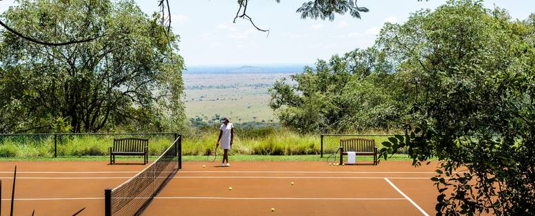 Singita_Sasakwa_Lodge_tennisbaan