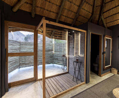 badkamer  bij Serra Cafema in namibië