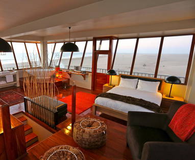 Captain's cove suite bij Pelican Point Lodge in Namibië1