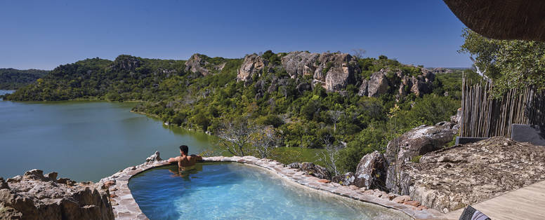 privé plunge pool bij Pamushana lodge in Zimbabwe