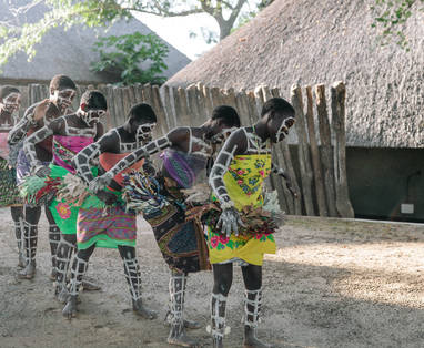 culturele excursie naar lokale gemeenschap bij chilo gorge