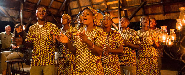 Chiawa_Camp__lokale_dans