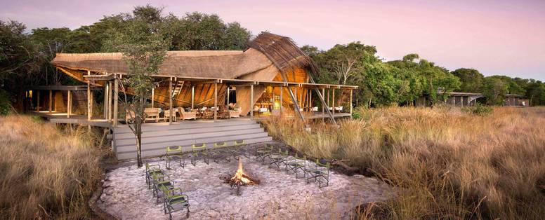 lodge vanaf de buitenkant bij King Lewanika in Zambia