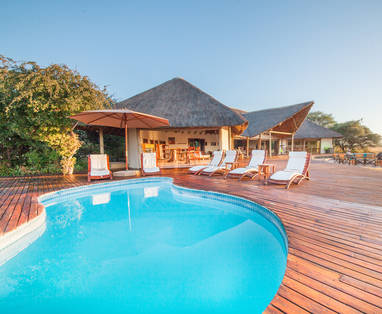 Nxai_Pan_Camp_zwembad