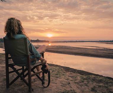 zonsondergang bij Three River Lodge in Zambia