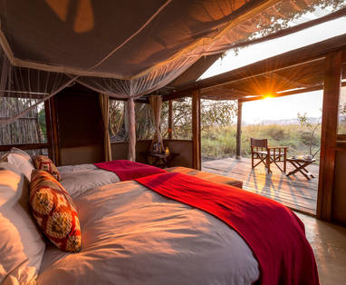 inrichting tent bij Busanga Bush Camp in Zambia