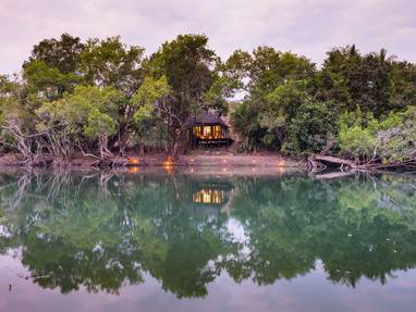 Kaingu_Safari_Lodge_vooraanzicht_2