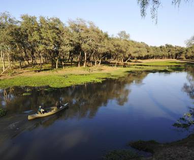 kanosafari bij old mondoro