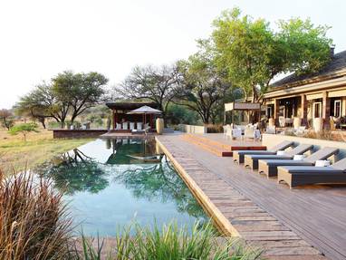 Serengeti_House__zwembad_met_een_groot_terras_3