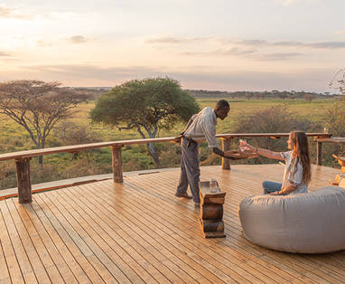 Oliver's_Camp_cocktails_met_een_uitzicht