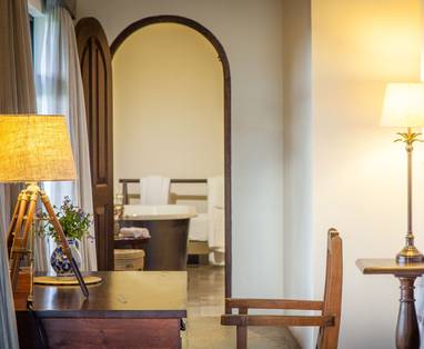 terras room bij Ololo safari lodge in kenia