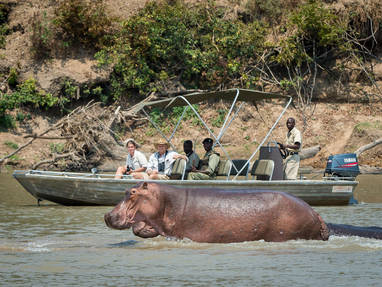 bootsafari bij Nkwali Camp in zambia