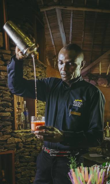 cocktails bij Kilima Camp in Kenia