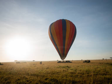 luchtballon vaart in de masai mara in Kenia
