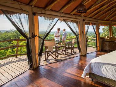 Tangire__mensen_met_uitzicht