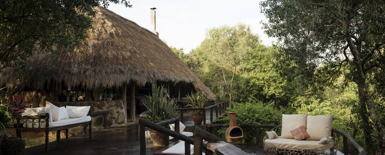 buiten lounge bij Serian 'The original' in Kenia