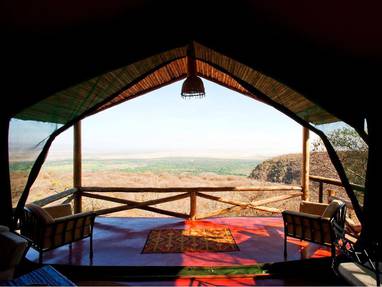 Kirurumu__uitzicht_tent