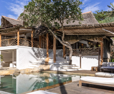 beach villa bij Alfajiri villas in Kenia