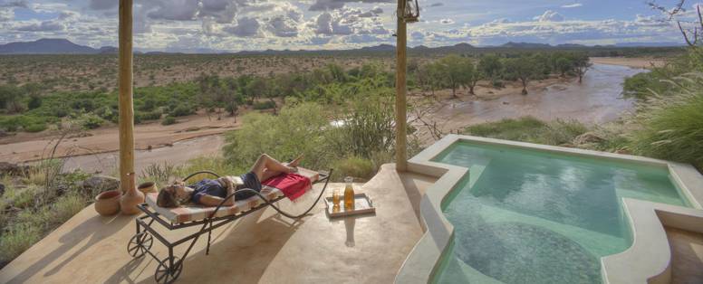 plunge pool bij Sasaab in Kenia