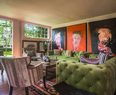 Eden_Tonio's_Studio_lobby