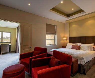 Luxury suite slaapkamer en lounge The Louise in Australië