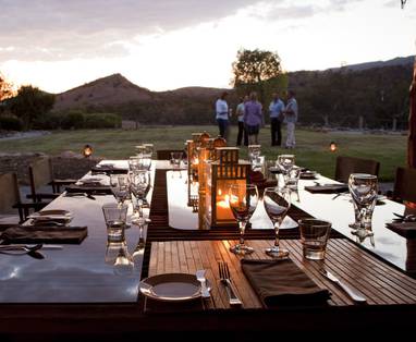 Buiten tafelen bij Arkaba in Australië