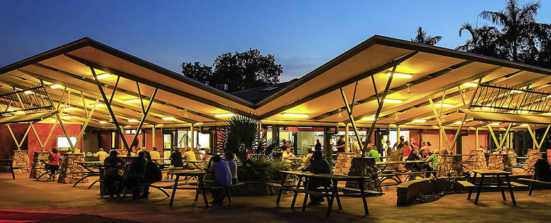 Eetgelegenheid bij Cooinda Lodge in Australië