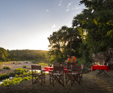 Sundowner bij Beho Beho in Tanzania