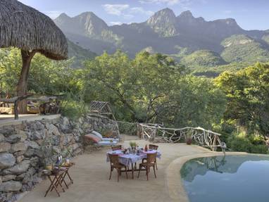 Sarara Camp, zwembad boomhut