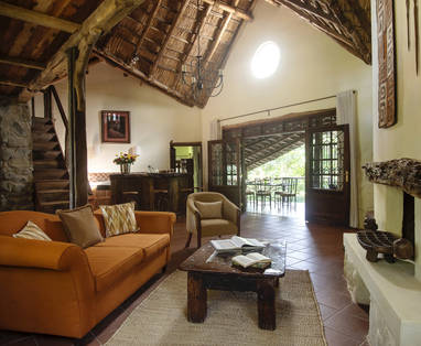 138385_Rivertrees_Country_Inn_Guest_Room_River_House_Living_Room