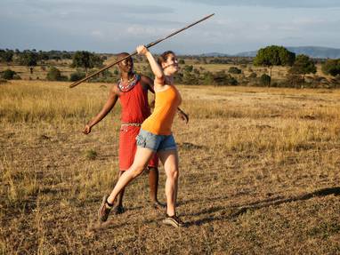 Hadzabe speerwerpen, Serian's Serengeti South