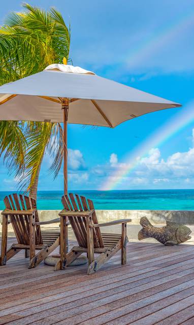 Oceaanzicht vanaf het dek van Denis Island Lodge, Seychellen