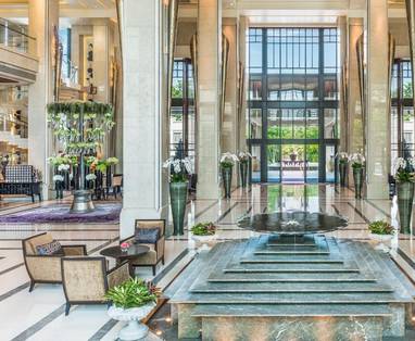 Lobby bij Siam Kempinski Hotel in Bangkok, Thialand
