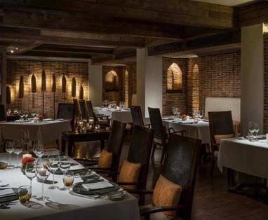 Baan Dhalia restaurant bij het Anantara Golden Triangle Elephant Camp & Resort in Chaing Rai, Thailand