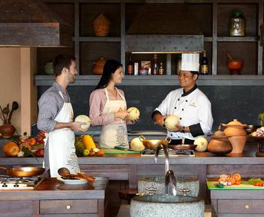 Kookschool bij het Anantara Golden Triangle Elephant Camp & Resort in Chaing Rai, Thailand