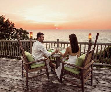 Diner met uitzicht bij Soneva Kiri op Koh Kood