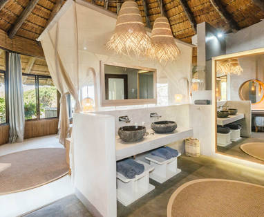 Badkamer 1 Thonga Beach Lodge