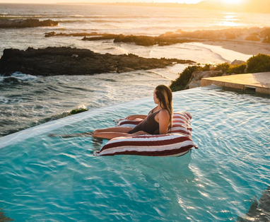 Infinity Pool Birkenhead House