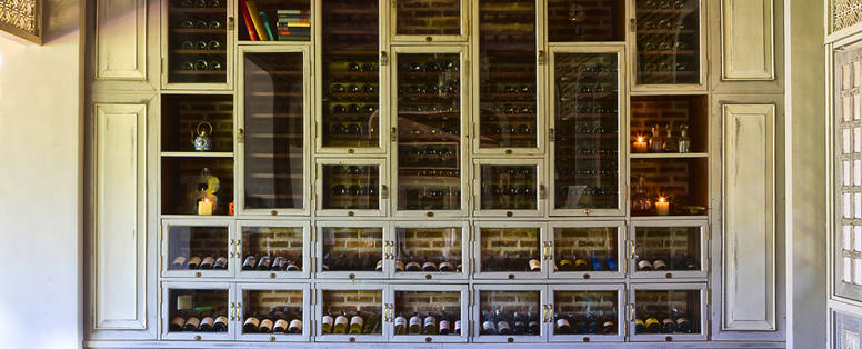 Wijnkast Reverie Siam in Pai, Thailand