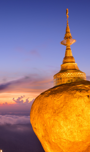 De gouden rots in Myanmar