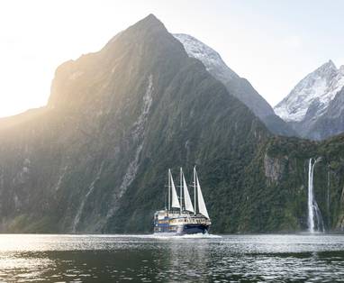 Milford_Sounds_(1)_(credit_Tom_Gould)