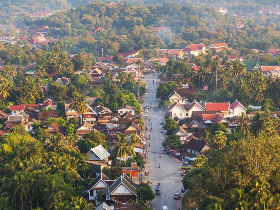 Een aerial foto van het dorp Luang Prabang in Vietnam.